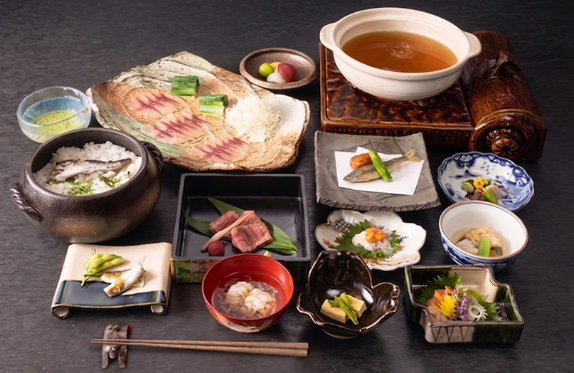 夕食・朝食